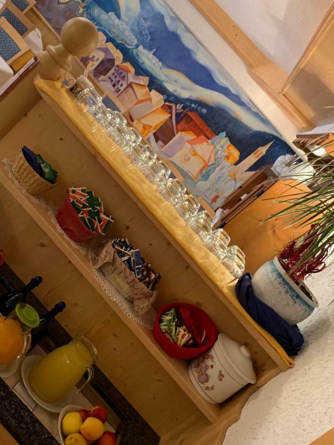 Hotel Il Maniero Ossana Luaran gambar